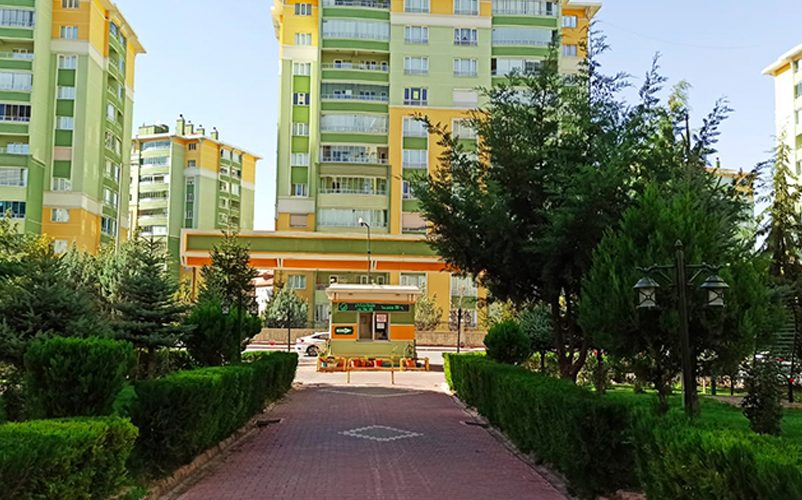 e98473a0a5d34104a6630fd7875d5ecb-bahcesehir-konutlari-slider-1